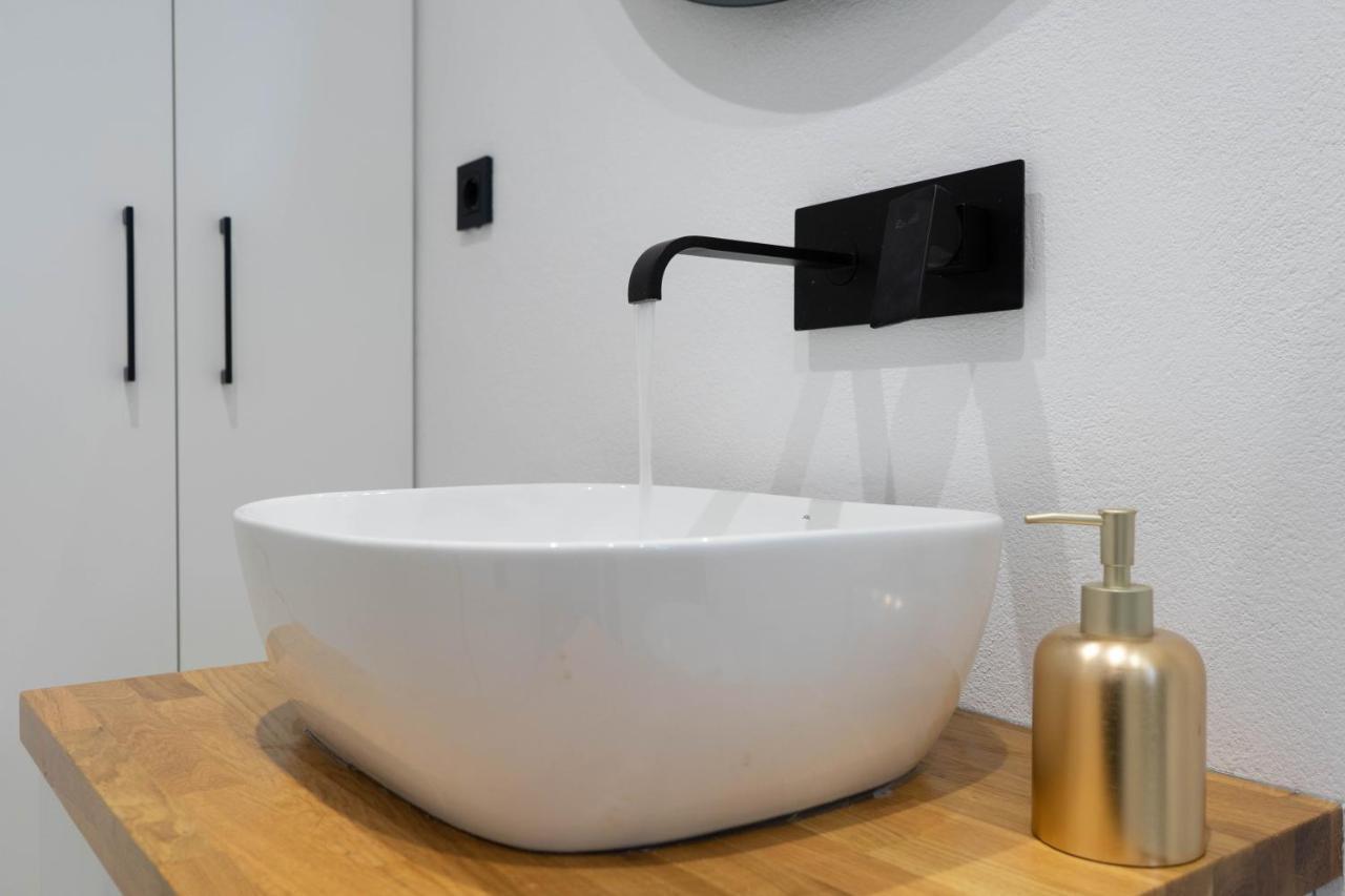Marilias Luxury Studio Apartment كيساموس المظهر الخارجي الصورة